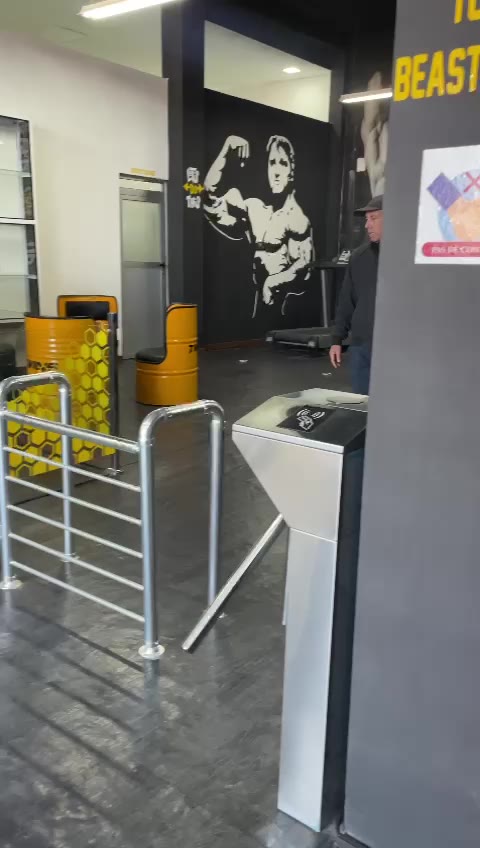 Installation tourniquets salle de sport tanger